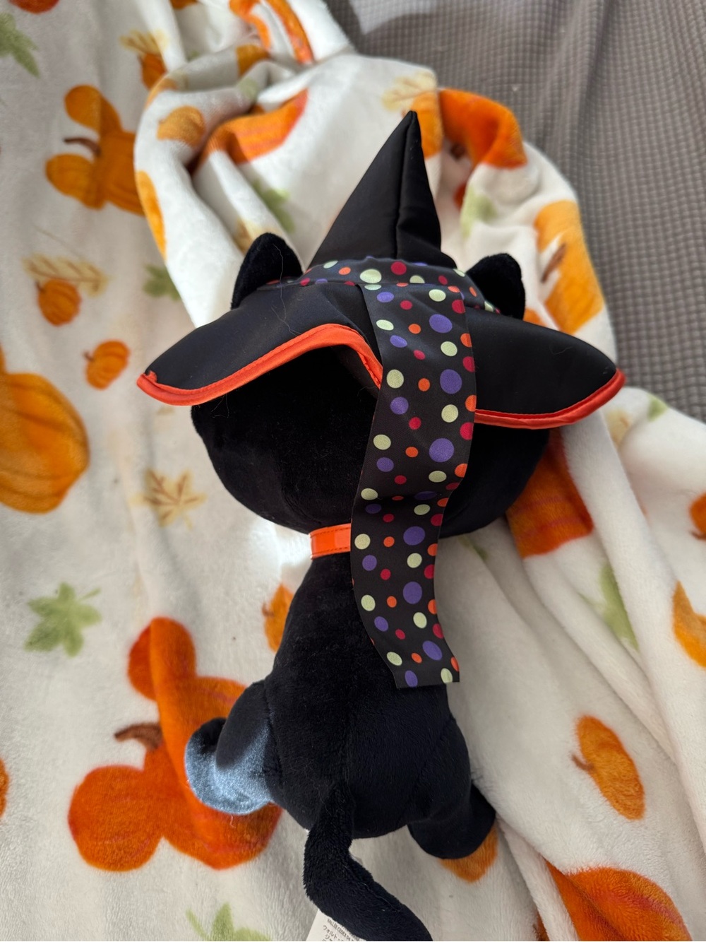 Binx Black Halloween Cat Plush with Witch Hat - hocus Pocus - Picture 3 of 4